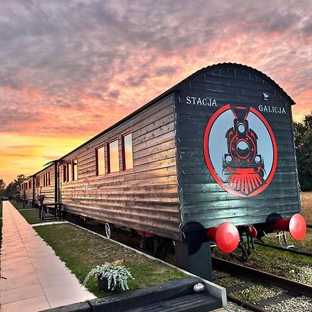 Stacja Galicja - Nocleg W Pociagu Blisko Energylandia Zator Exterior foto